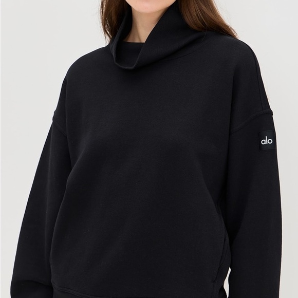 ALO Yoga Hazy Mock Neck Pullover Black Women’s Small NWT NEW $138 - Picture 2 of 10